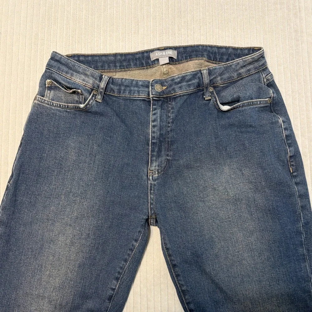 Ash & Erie Jeans Mens 33x29 Straight Denim meas 36x28 med dark wash